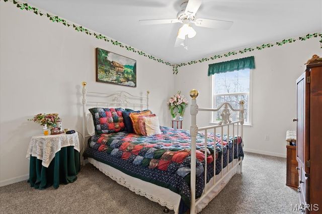 435 Winchester Way, Winfield, MO 63389