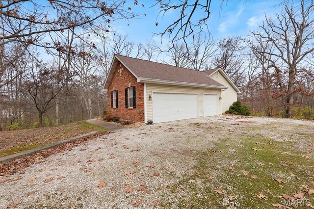 435 Winchester Way, Winfield, MO 63389