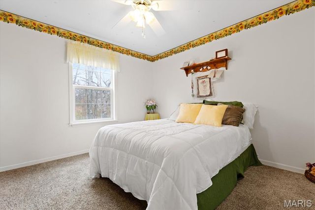 435 Winchester Way, Winfield, MO 63389