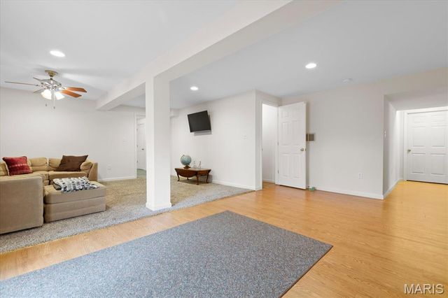 435 Winchester Way, Winfield, MO 63389