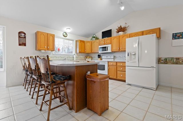 435 Winchester Way, Winfield, MO 63389