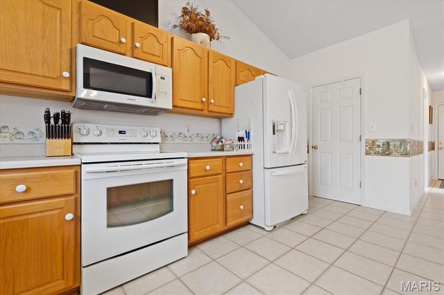 435 Winchester Way, Winfield, MO 63389