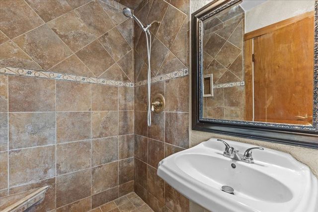 4292 South Brownell Road, Williston, VT 05495