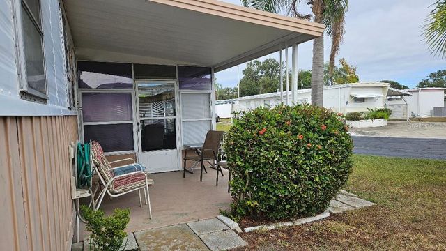 8300 SEMINOLE BOULEVARD 338, Seminole, FL 33772