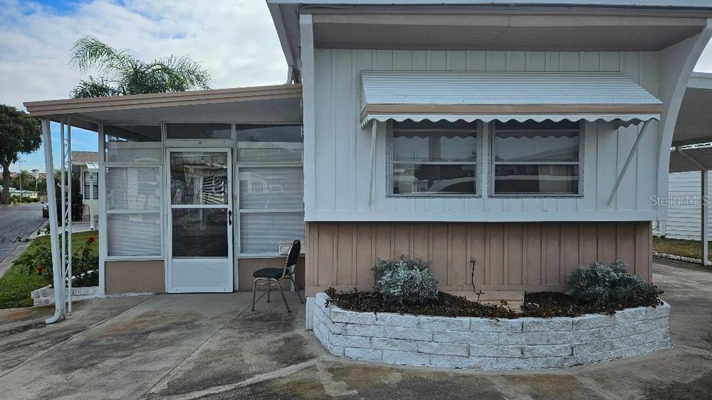 8300 SEMINOLE BOULEVARD 338, Seminole, FL 33772