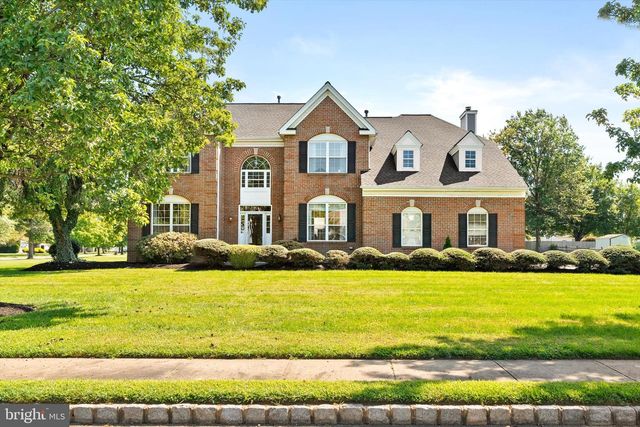 1 SOMERSET CT, Allentown, NJ 08501