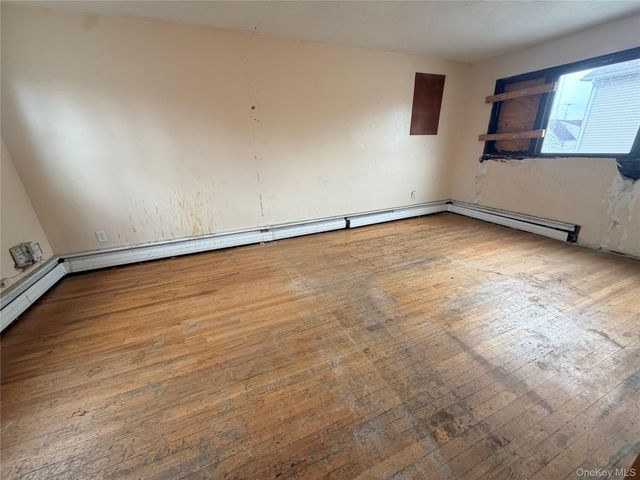 351 Quincy Avenue, Bronx, NY 10465