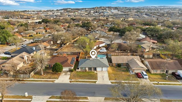 6422 Ridge Circle Dr, San Antonio, TX 78233