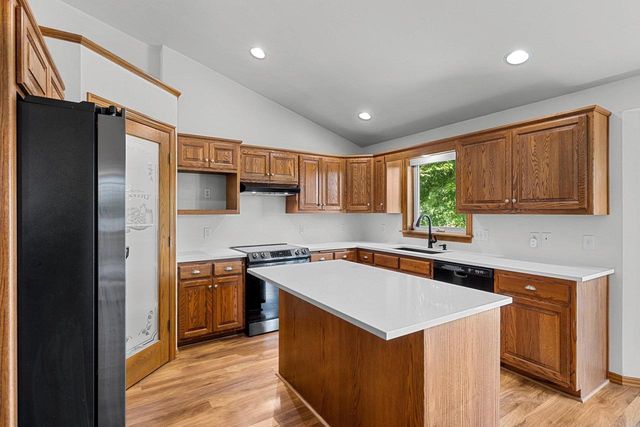 1188 STILLWATER COURT, Green Bay, WI 54313