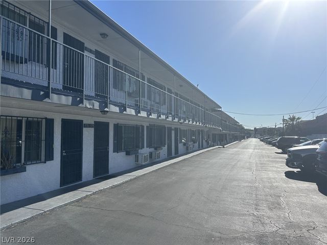 4600 University Center Drive 235, Las Vegas, NV 89119