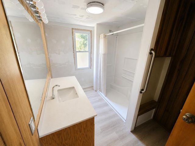 9221 Vinton Avenue NW, Sparta, MI 49345