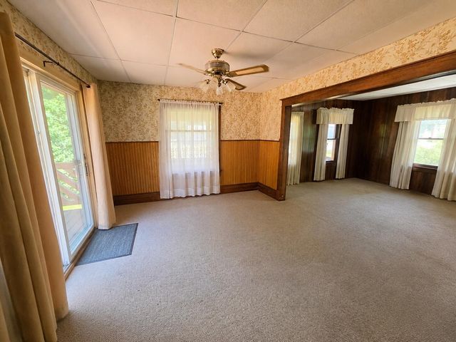 9221 Vinton Avenue NW, Sparta, MI 49345