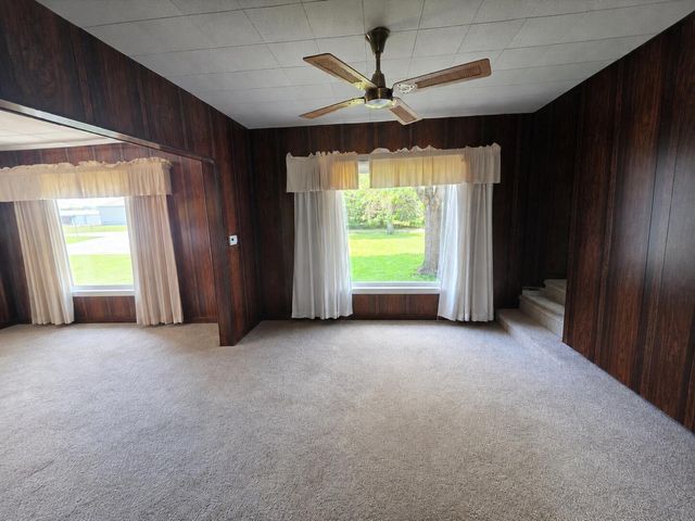 9221 Vinton Avenue NW, Sparta, MI 49345
