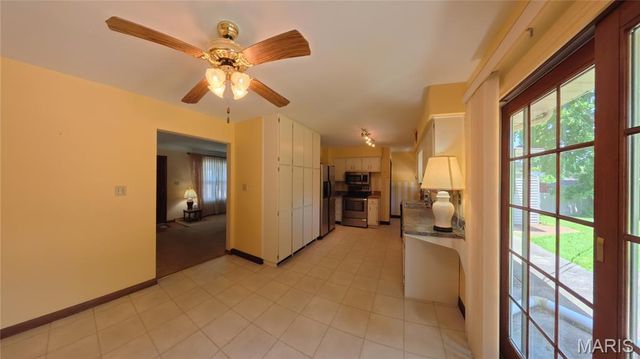 109 Winchester Drive, Belleville, IL 62223