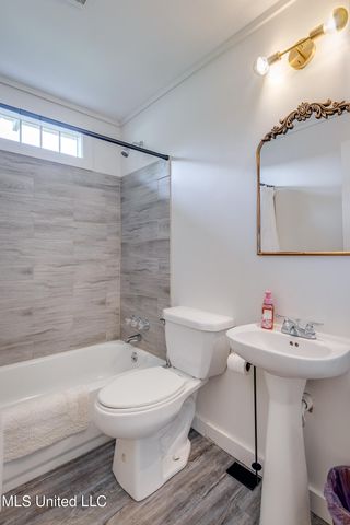 625 N Wall Street, Natchez, MS 39120