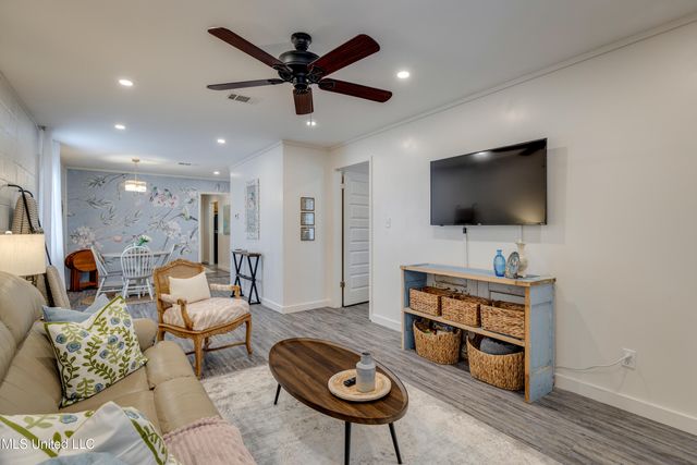 625 N Wall Street, Natchez, MS 39120