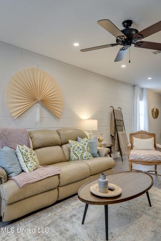 625 N Wall Street, Natchez, MS 39120