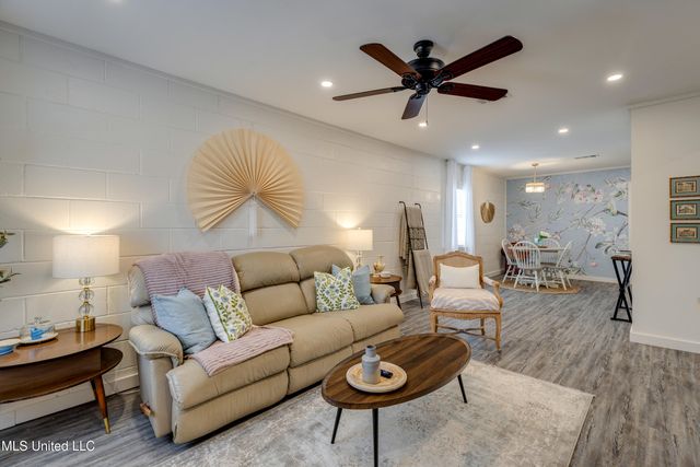 625 N Wall Street, Natchez, MS 39120