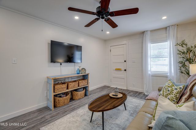 625 N Wall Street, Natchez, MS 39120