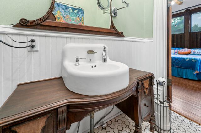 304 Johnson Street, Little Rock, AR 72205