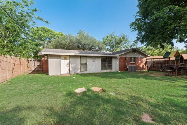 8857 Kate Street, White Settlement, TX 76108