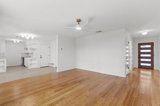 6602 Boleynwood DR, Austin, TX 78745