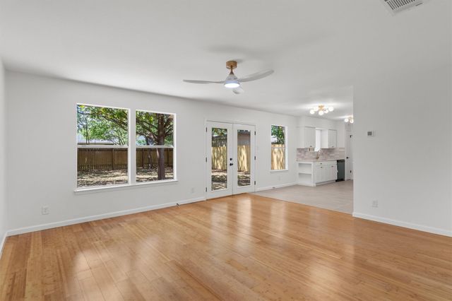 6602 Boleynwood DR, Austin, TX 78745