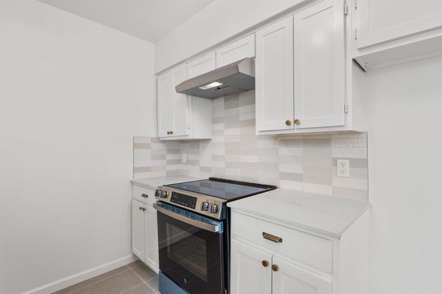 6602 Boleynwood DR, Austin, TX 78745
