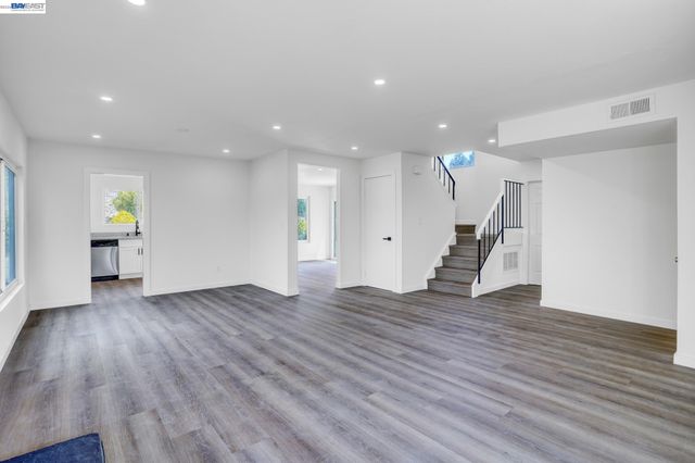1211 donald drive, Rodeo, CA 94572