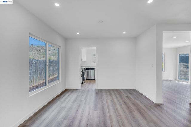 1211 donald drive, Rodeo, CA 94572