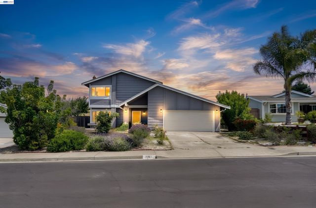 1211 donald drive, Rodeo, CA 94572