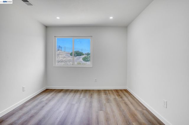 1211 donald drive, Rodeo, CA 94572