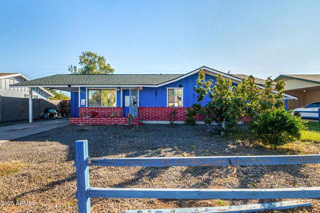 8225 W EARLL Drive, Phoenix, AZ 85033