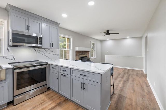 634 Rebecca Street NW, Lilburn, GA 30047