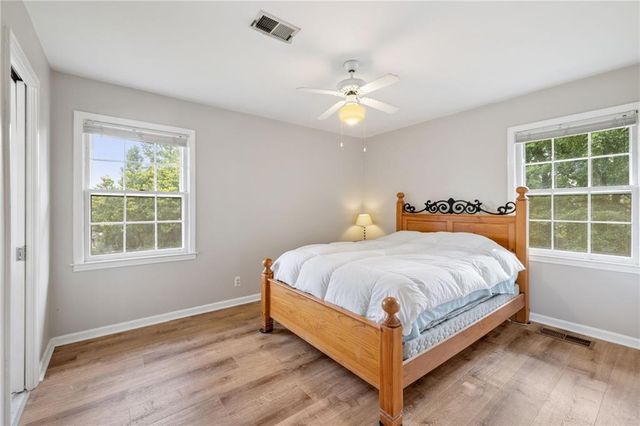 634 Rebecca Street NW, Lilburn, GA 30047