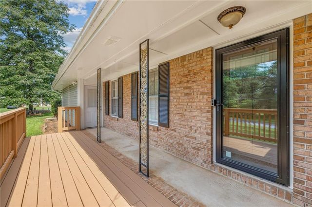 634 Rebecca Street NW, Lilburn, GA 30047