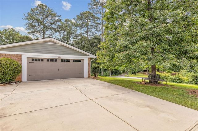 634 Rebecca Street NW, Lilburn, GA 30047