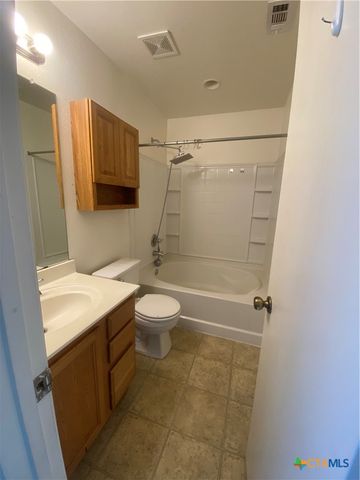 206 Calixto Court, San Marcos, TX 78666