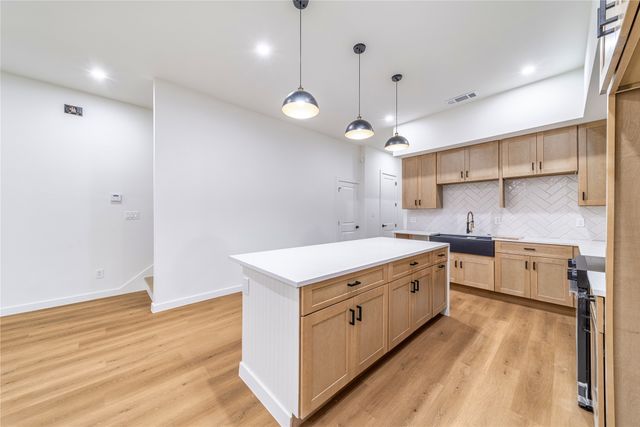 814 Lambert Street, Dallas, TX 75203