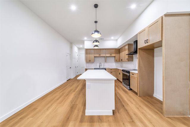 814 Lambert Street, Dallas, TX 75203