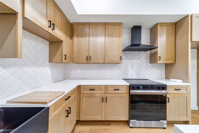 814 Lambert Street, Dallas, TX 75203