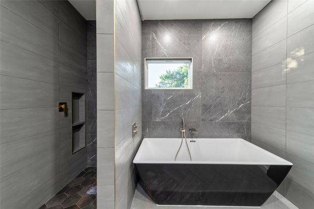 814 Lambert Street, Dallas, TX 75203