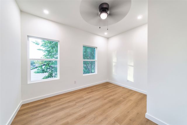 814 Lambert Street, Dallas, TX 75203