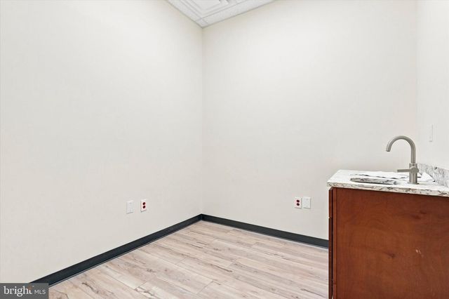 119-123 E LEHIGH AVE, Philadelphia, PA 19125