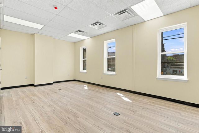 119-123 E LEHIGH AVE, Philadelphia, PA 19125