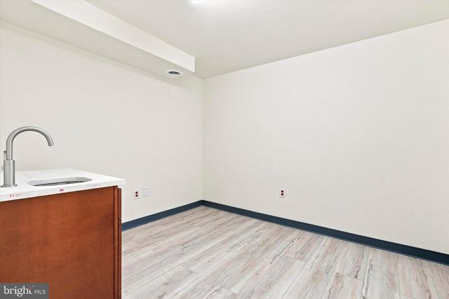 119-123 E LEHIGH AVE, Philadelphia, PA 19125