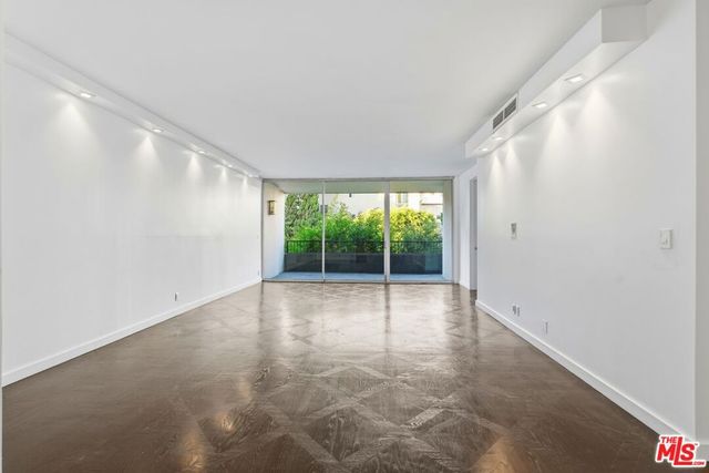 1100 Alta Loma Road 602, West Hollywood, CA 90069
