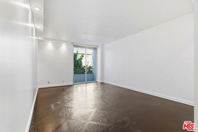 1100 Alta Loma Road 602, West Hollywood, CA 90069