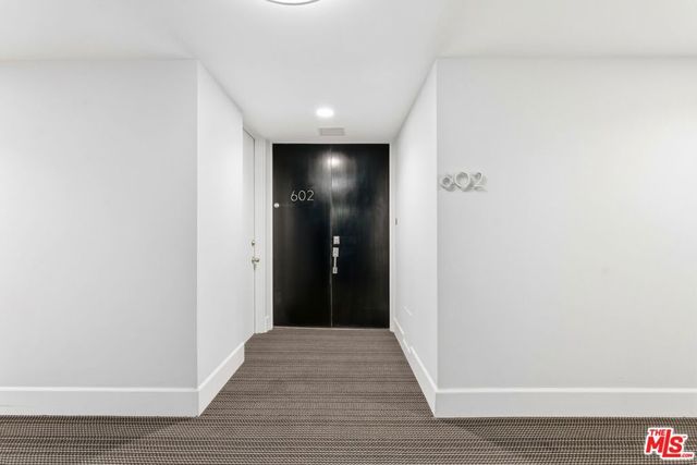 1100 Alta Loma Road 602, West Hollywood, CA 90069