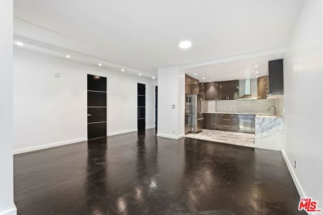 1100 Alta Loma Road 602, West Hollywood, CA 90069